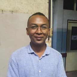 Monsieur Razafimamonjy Hariniaina Ismaël