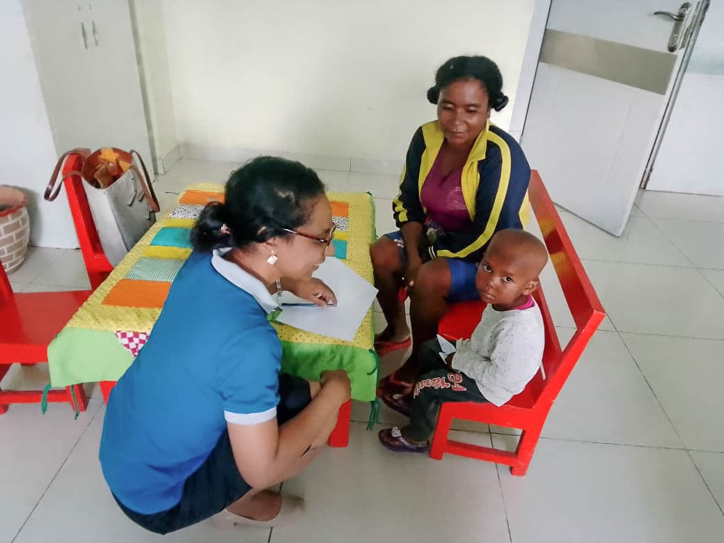 Soutien financier et logistique pour l'hospitalisation des patients.